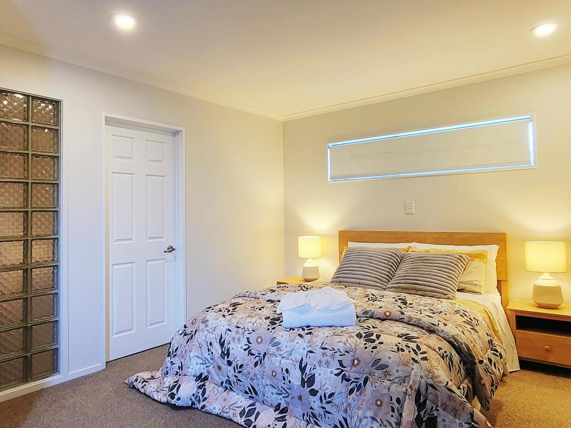 Sea View 5 Bedroom Holiday House Whangaparaoa Dış mekan fotoğraf