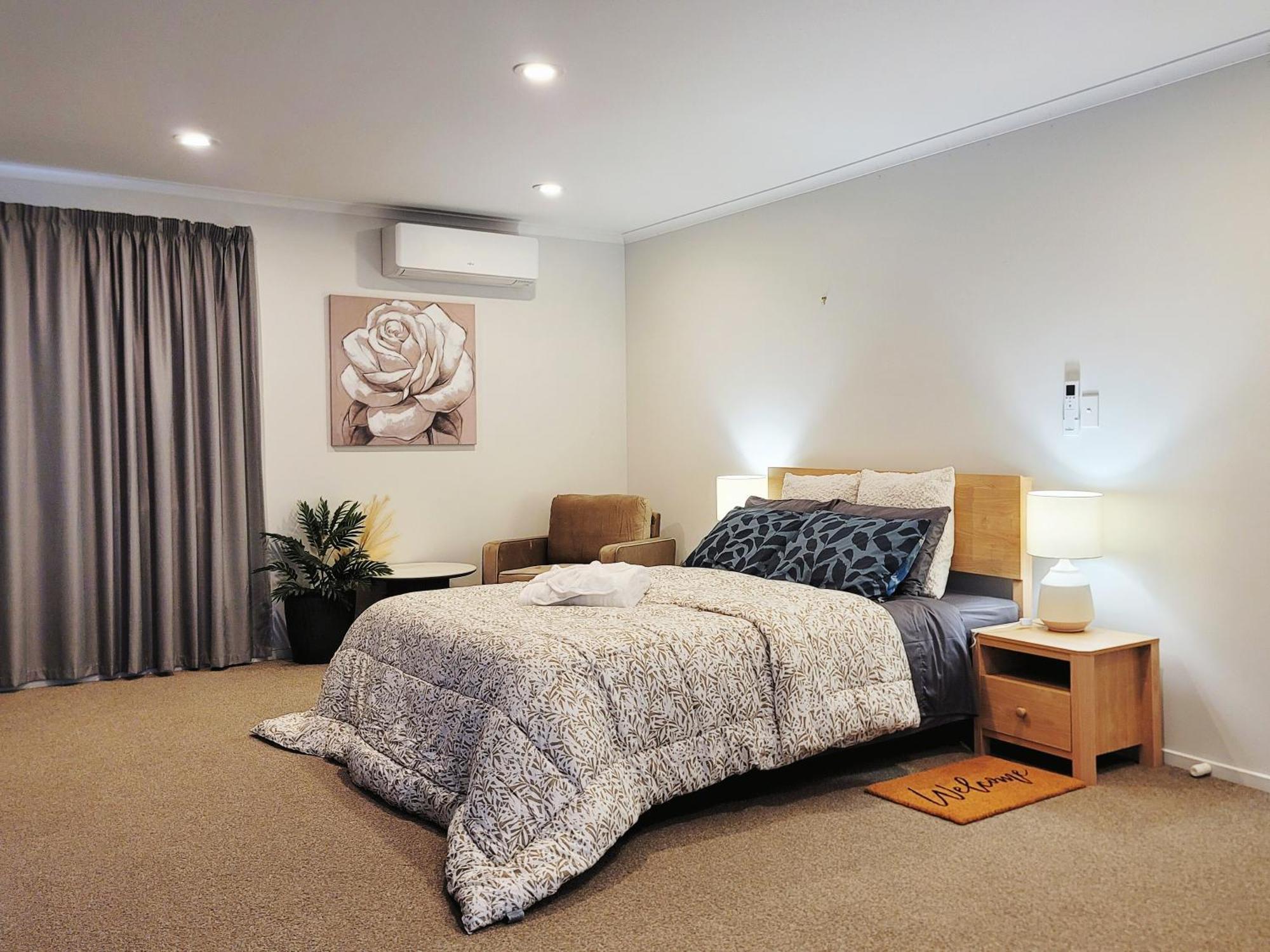 Sea View 5 Bedroom Holiday House Whangaparaoa Dış mekan fotoğraf